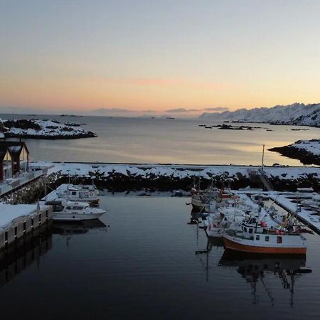 Spektakulaer Rorbu I Autentiske Omgivelser Ballstad Luaran gambar