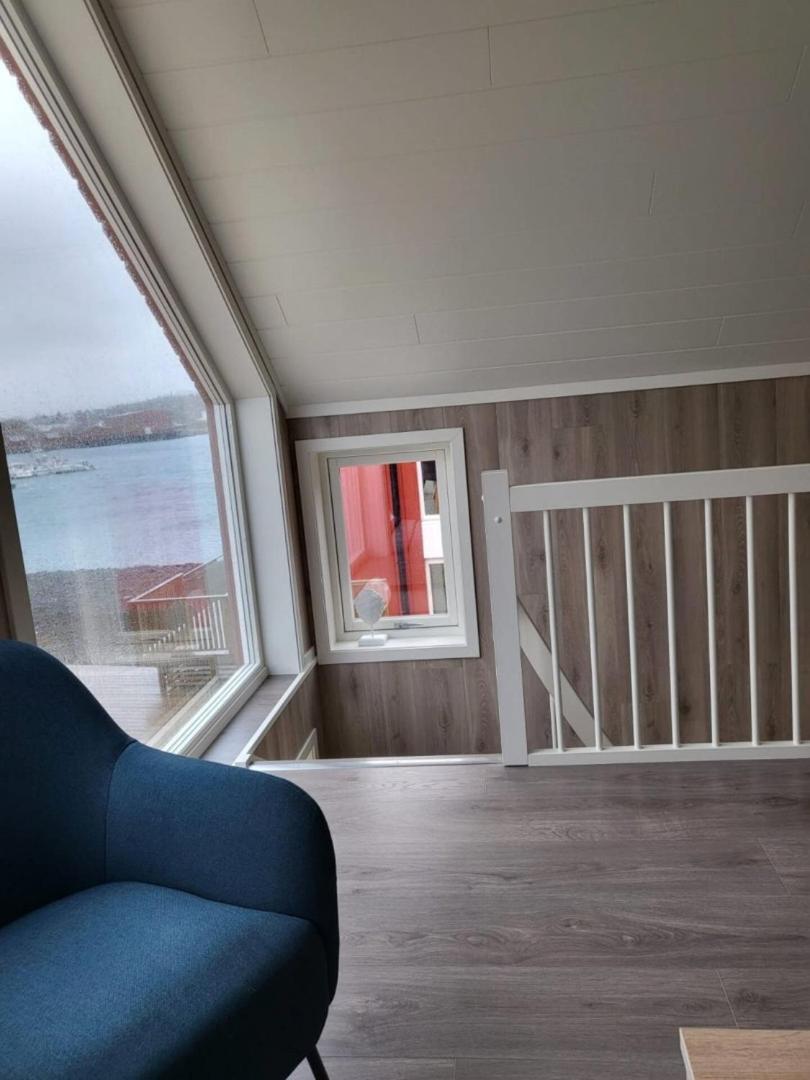 Spektakulaer Rorbu I Autentiske Omgivelser Ballstad Luaran gambar