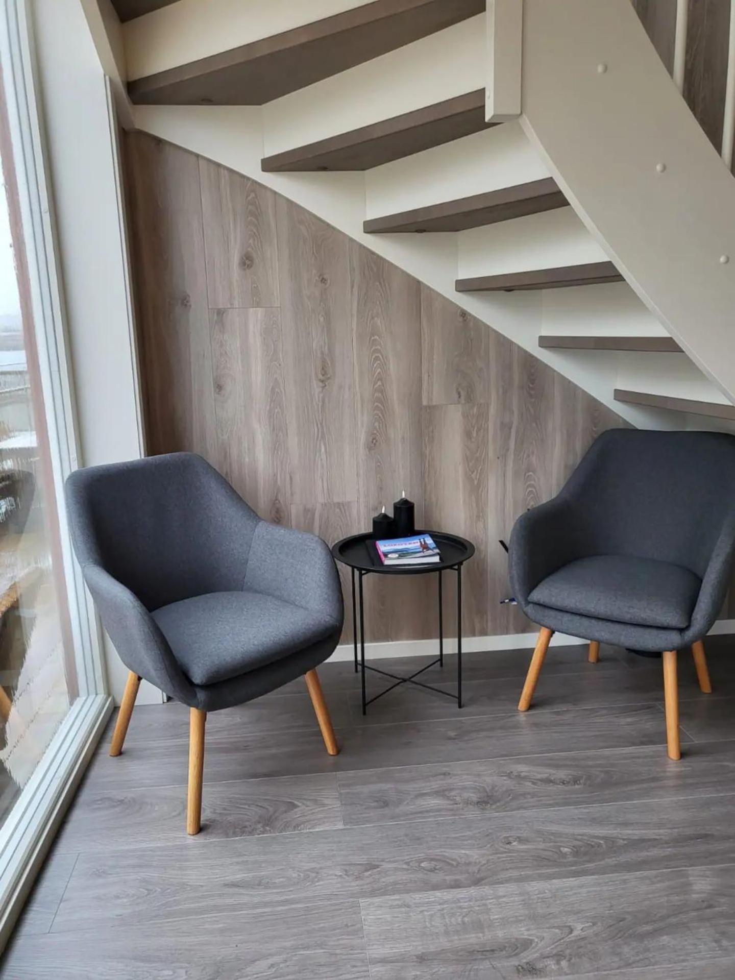 Spektakulaer Rorbu I Autentiske Omgivelser Ballstad Luaran gambar
